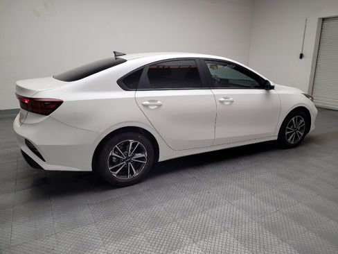 Used 2023 Kia Forte LXS w/ LXS Technology Package image 10