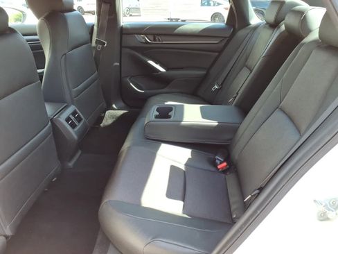 Certified 2019 Honda Accord Sport image 9