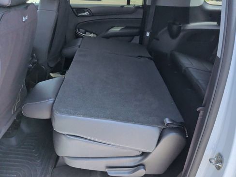 Used 2017 Chevrolet Suburban LT AWD/4WD image 38