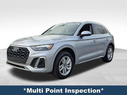 Used 2023 Audi Q5 2.0T Premium w/ Convenience Package AWD/4WD image 4