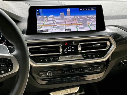 Used 2024 BMW X3 sDrive30i w/ M Sport Package image 6