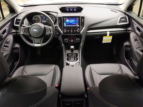Used 2020 Subaru Forester Limited image 15