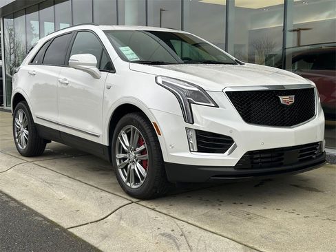 New 2025 Cadillac XT5 Sportv w/ Technology Package image 7