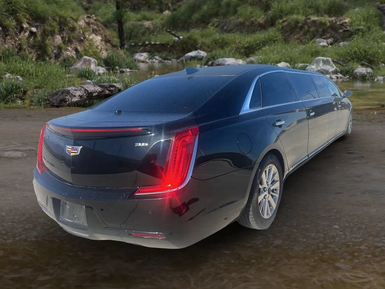 Used 2019 Cadillac XTS FWD image 5