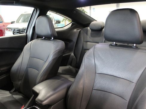 Used 2017 Honda Accord EX-L image 10