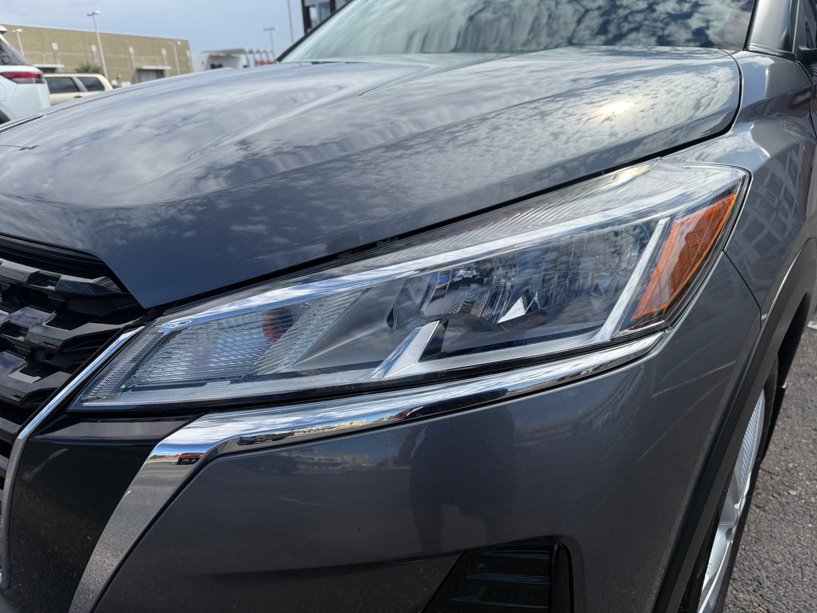 Used 2024 Nissan Kicks S FWD image 9