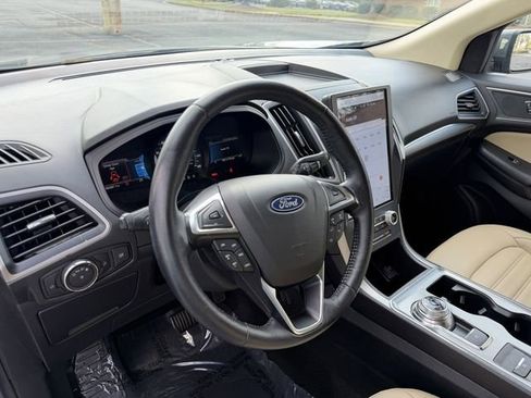 Used 2022 Ford Edge SEL AWD/4WD image 15