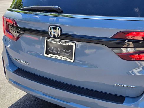 Used 2025 Honda Odyssey Sport-L image 15