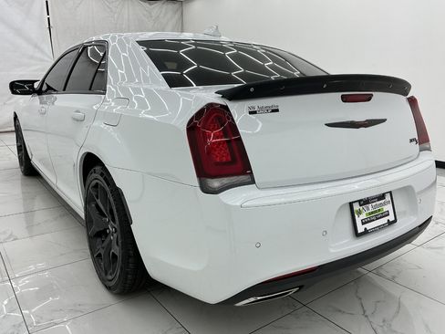 Used 2021 Chrysler 300 S RWD image 8