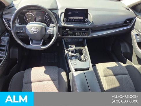 Used 2025 Nissan Rogue SV FWD image 19