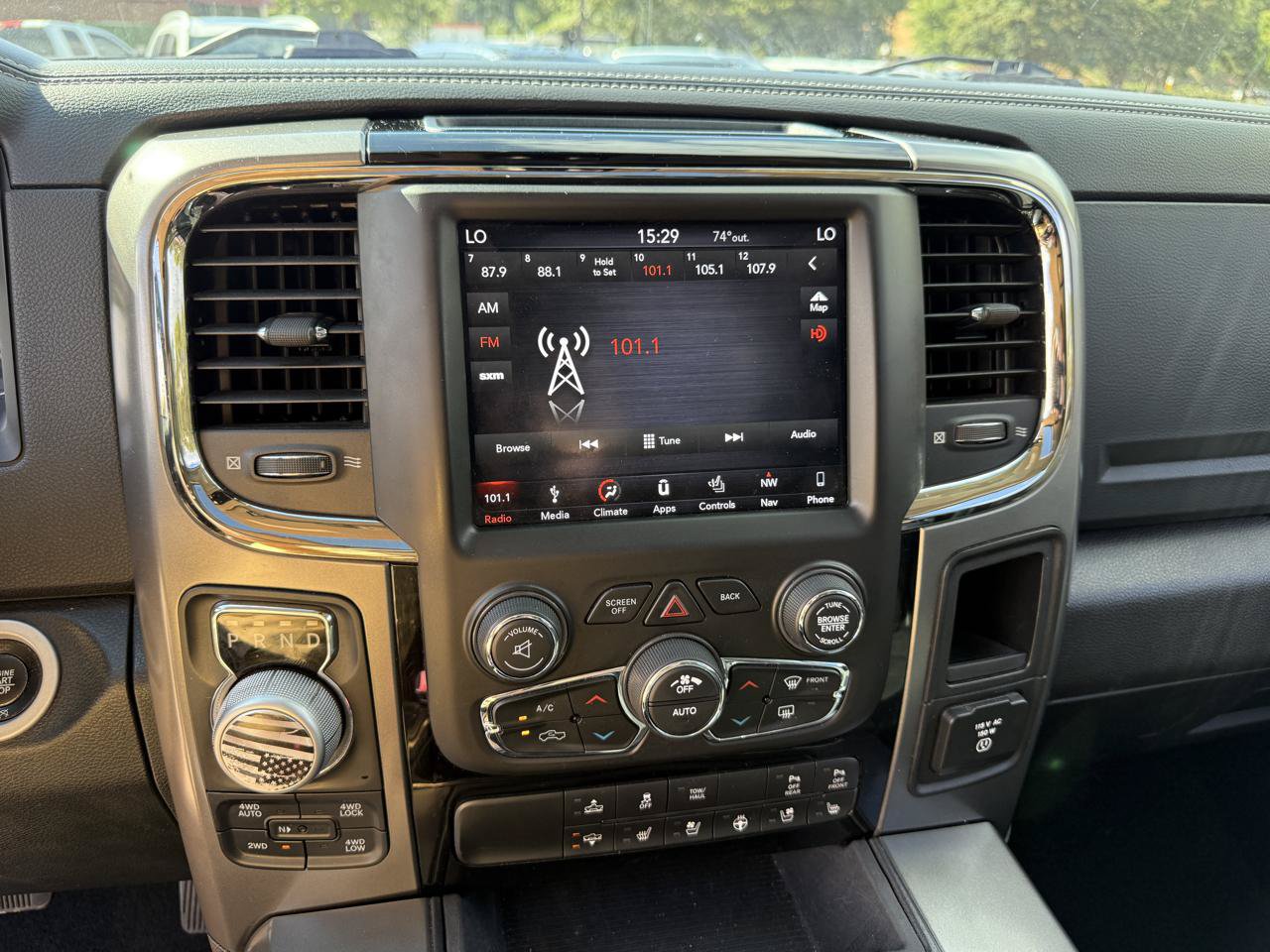 Used 2018 RAM 1500 Sport w/ Convenience Group AWD/4WD image 21