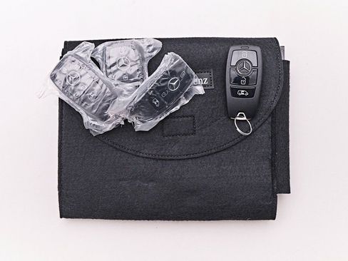 Used 2024 Mercedes-Benz Sprinter 3500 w/ Parking Package image 75