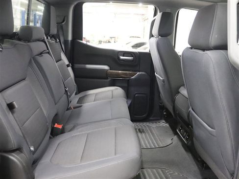 Used 2019 GMC Sierra 1500 SLE w/ SLE Value Package image 19