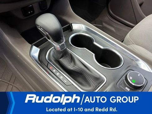 Used 2019 Chevrolet Traverse LT image 28