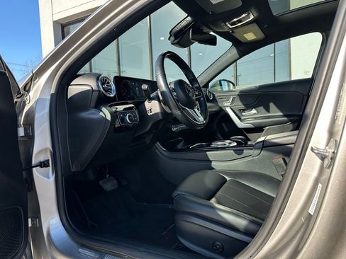 Used 2019 Mercedes-Benz A 220 4MATIC image 17