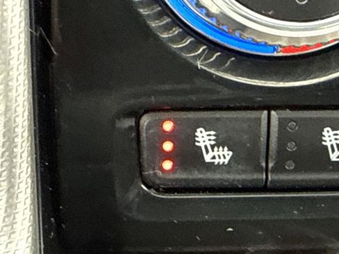 Used 2023 GMC Yukon Denali w/ LPO, Floor Liner Package image 26