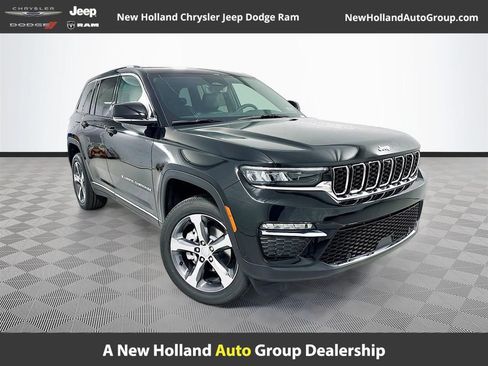 New 2025 Jeep Grand Cherokee Limited w/ Luxury Tech Group II AWD/4WD image 1