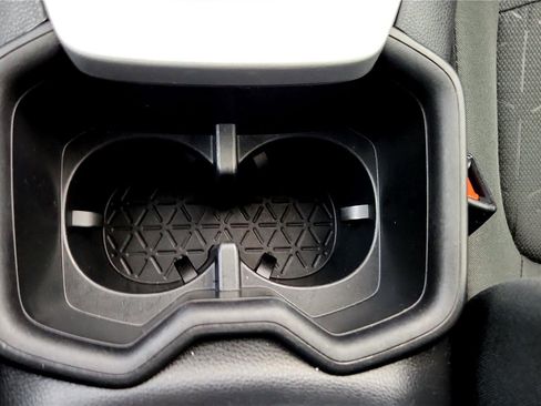 Certified 2024 Toyota RAV4 Woodland Edition image 31