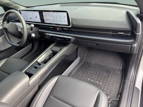 Used 2025 Hyundai Ioniq 6 SEL image 25