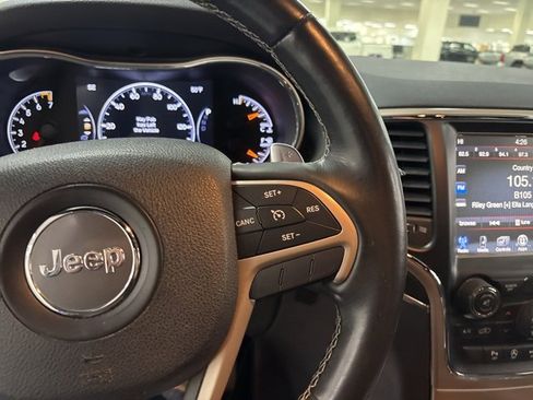 Used 2016 Jeep Grand Cherokee Limited w/ Luxury Group II image 25