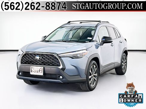 Used 2025 Toyota Corolla Cross XLE w/ Convenience Package FWD image 1