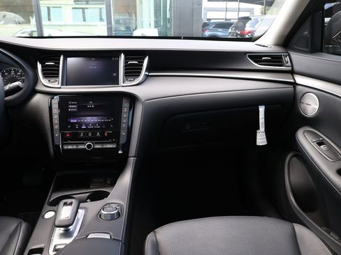 Certified 2025 INFINITI QX50 Luxe image 26