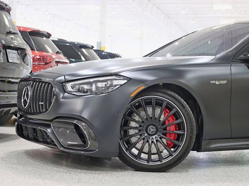Used 2024 Mercedes-Benz S 63 AMG S image 3