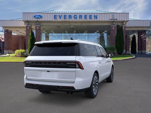 New 2025 Lincoln Navigator L Black Label image 8