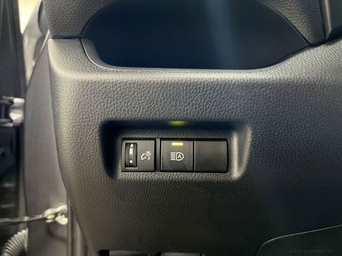 Used 2024 Toyota RAV4 XLE FWD image 19