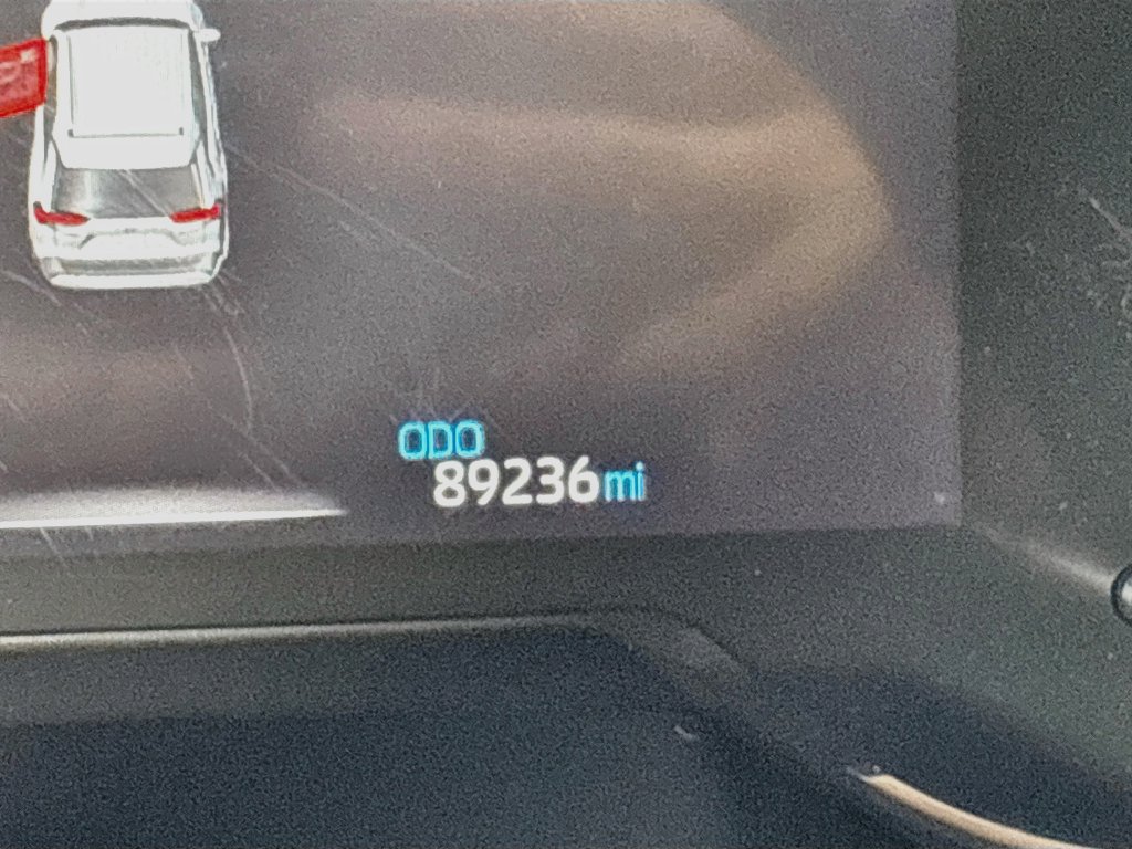 Used 2019 Toyota RAV4 Limited FWD image 14