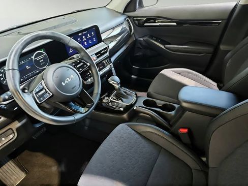 Certified 2024 Kia Seltos S AWD/4WD image 11
