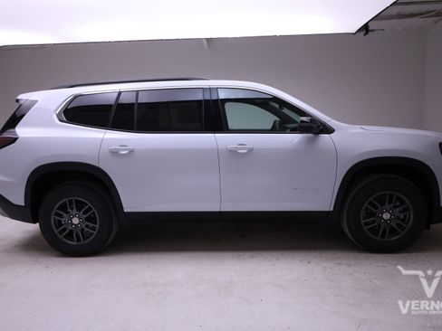 New 2026 GMC Acadia Elevation image 6