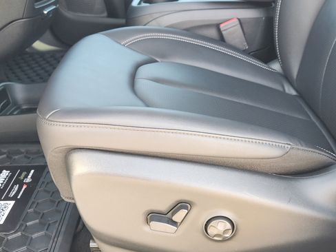 New 2026 Chrysler Pacifica Select image 19