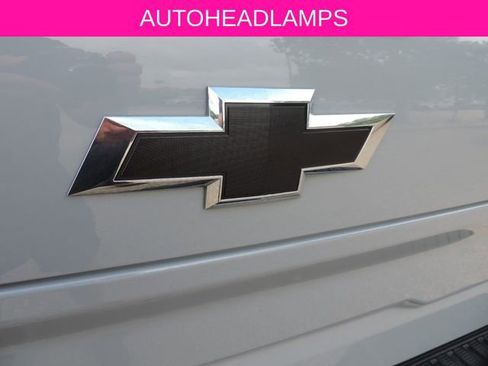 Used 2024 Chevrolet Silverado 1500 Custom Trail Boss w/ LPO, Dark Essentials Package image 15