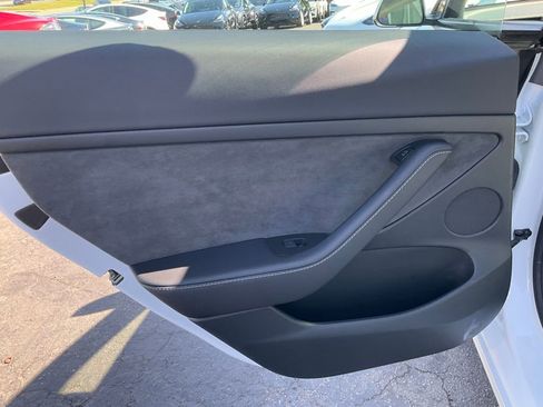 Used 2023 Tesla Model 3 Standard Range image 32