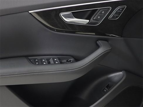 New 2026 Audi Q8 Premium Plus image 11