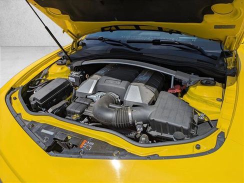 Used 2015 Chevrolet Camaro SS image 22