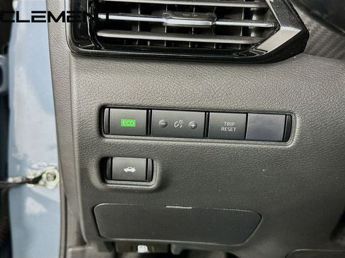 Used 2024 Nissan Sentra SR w/ SR Premium Package image 13