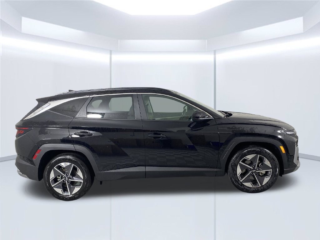 New 2026 Hyundai Tucson SEL FWD image 2