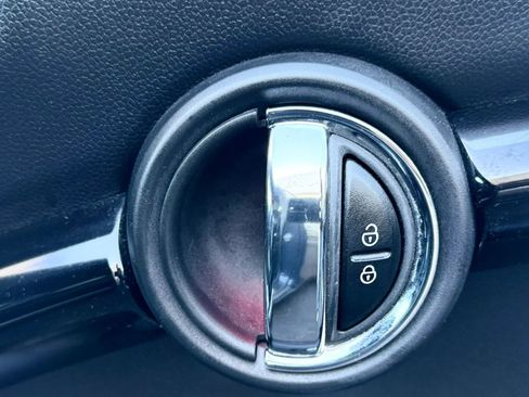 Used 2014 MINI Cooper S FWD image 29