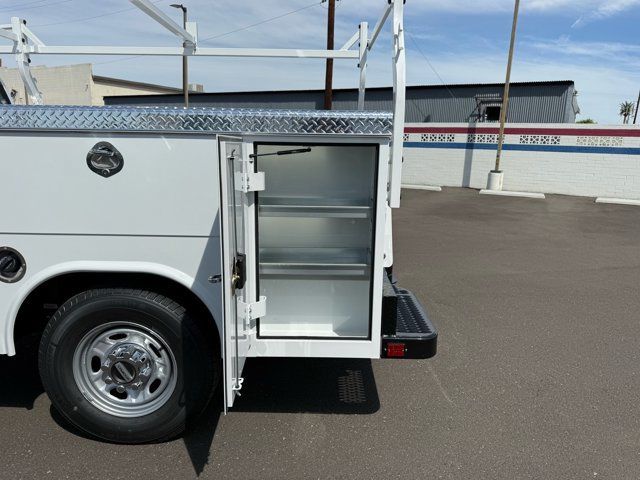 New 2027 Ford F250 XL w/ XL Chrome Package RWD image 14