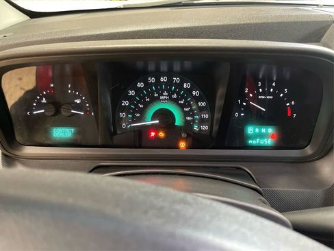 Used 2010 Dodge Journey SXT w/ Premium Convenience Group image 17