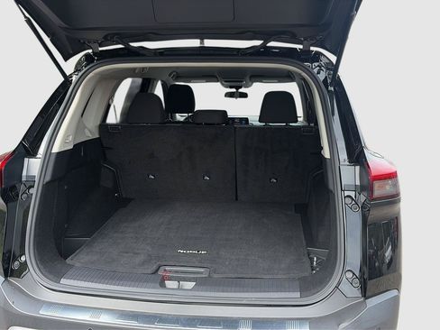 Used 2023 Nissan Rogue SV AWD/4WD image 9