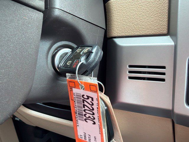 Used 2013 Ford F150 Lariat w/ Lariat Chrome Pkg AWD/4WD image 22