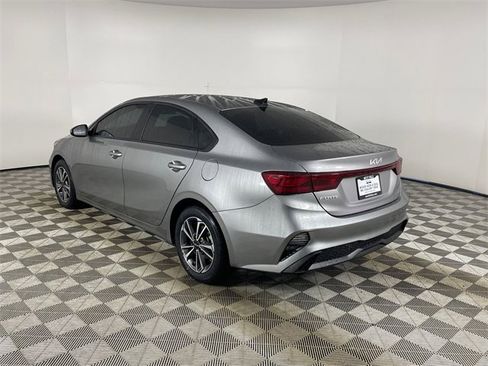 Certified 2023 Kia Forte LXS w/ LXS Technology Package image 21
