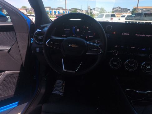Used 2024 Chevrolet Blazer EV LT AWD/4WD image 13