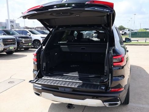 Used 2023 BMW X5 xDrive40i w/ Premium Package AWD/4WD image 8
