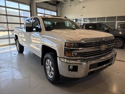 Used 2015 Chevrolet Silverado 2500 LTZ w/ Snow Plow Prep Package image 7