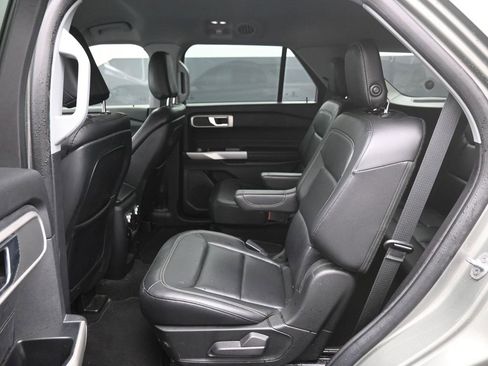 Certified 2020 Ford Explorer XLT w/ Equipment Group 202A image 26