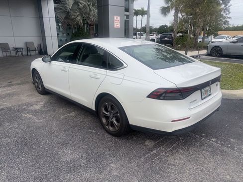 Used 2024 Honda Accord EX image 8